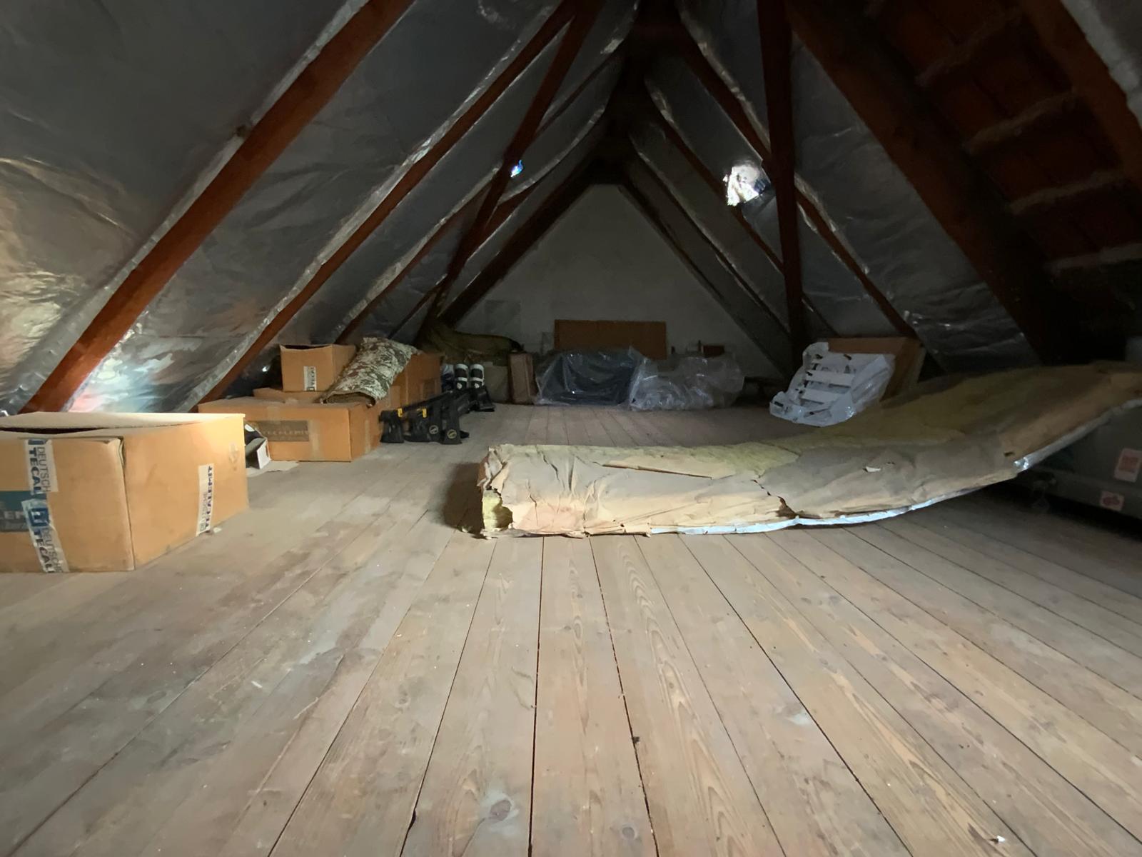 Wohnungsauflösung in Arbeit